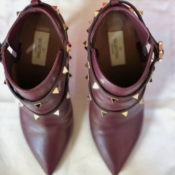 Valentino Garavani Rockstud ankle booties 38 - Picture 5 of 7